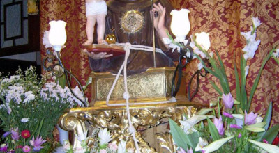 Statua di Sant'Antonio